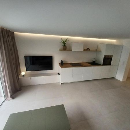 Superbe Appartement A 2 Minutes De La Mer 카발레르쉬르메르 외부 사진