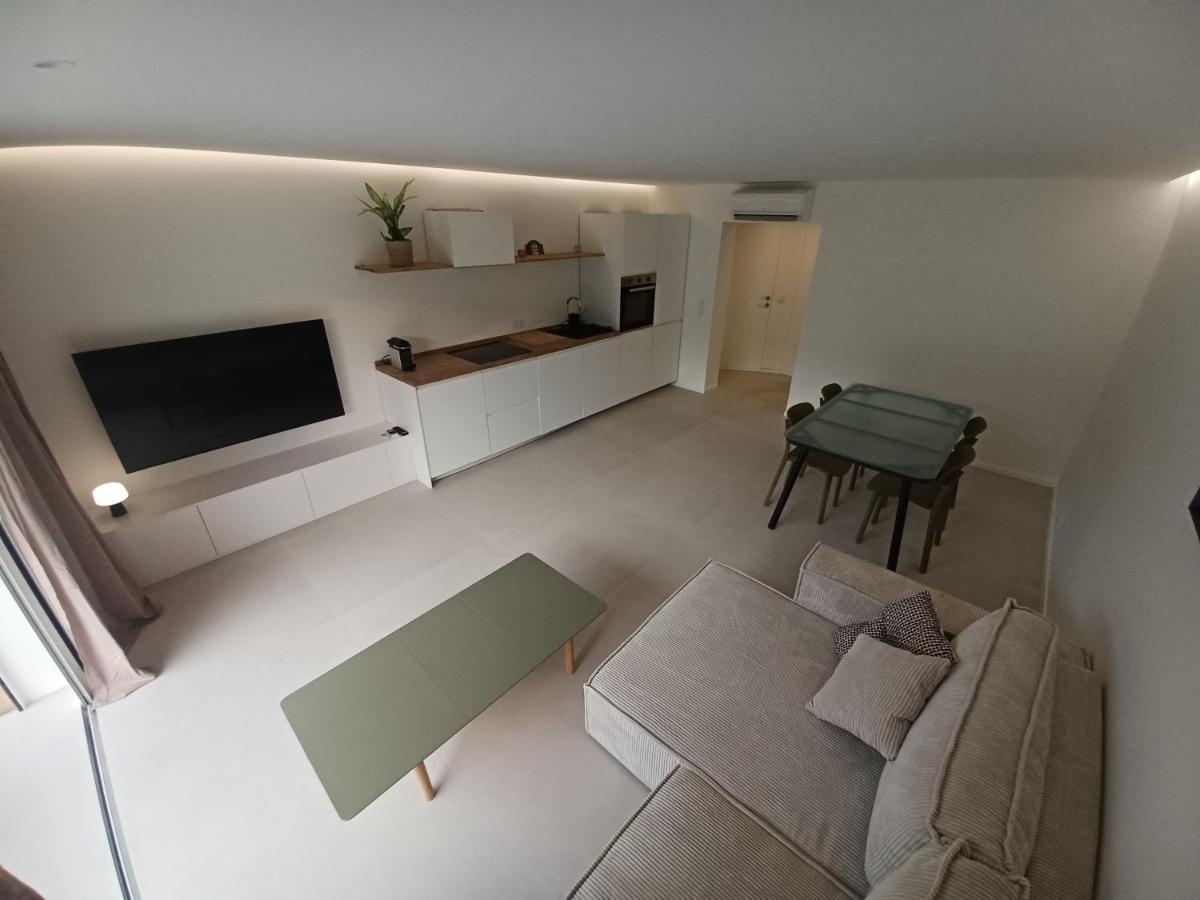 Superbe Appartement A 2 Minutes De La Mer 카발레르쉬르메르 외부 사진