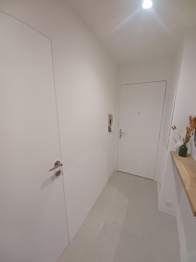 Superbe Appartement A 2 Minutes De La Mer 카발레르쉬르메르 외부 사진